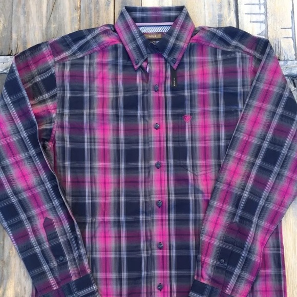 Ariat Other - ARIAT Pro Series Fitted Cowboy Rodeo Button down
